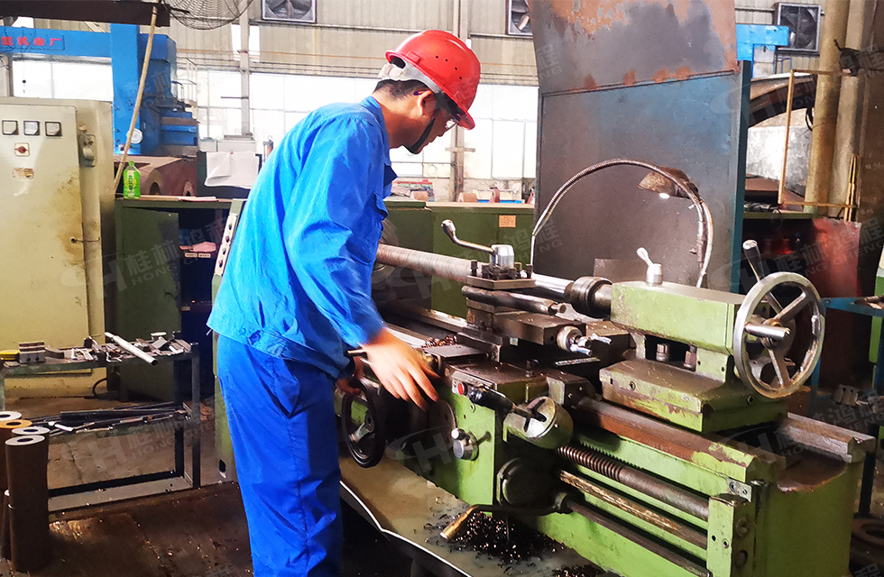 揚(yáng)技能長劍，造鴻程精品|2022年臨桂區(qū)職工勞動(dòng)技能競賽在桂林鴻程舉辦